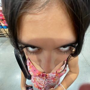 Meet your Posher, Valeria